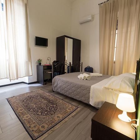 Tra L'Etna E Il Mare B&B カターニア エクステリア 写真