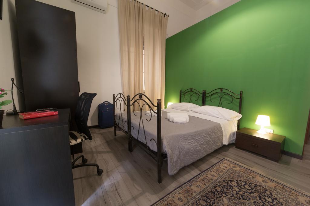 Tra L'Etna E Il Mare B&B カターニア エクステリア 写真