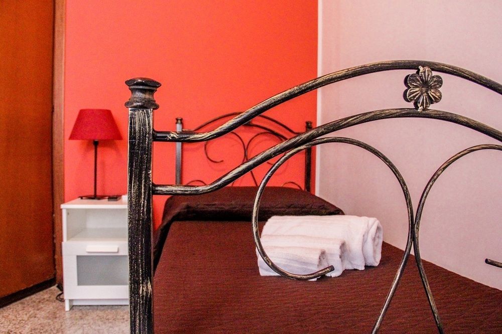 Tra L'Etna E Il Mare B&B カターニア エクステリア 写真